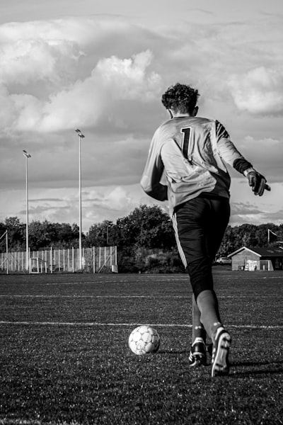 لويس ورحلة في عالم الإبداع والتميز